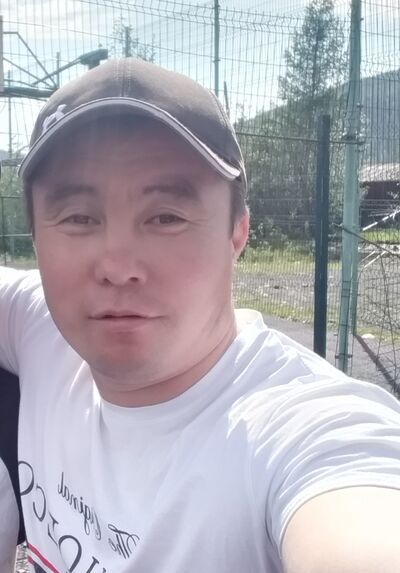  ,   VlaD, 38 ,   ,   