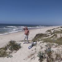  -,   Viktor, 62 ,   