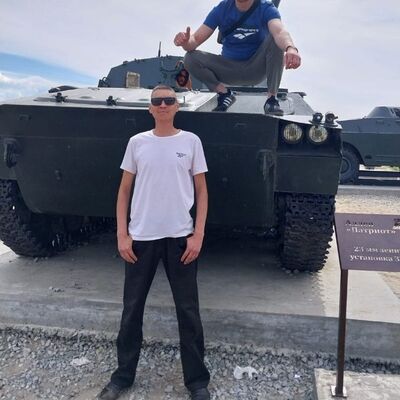  ,   Pavel, 38 ,   c 
