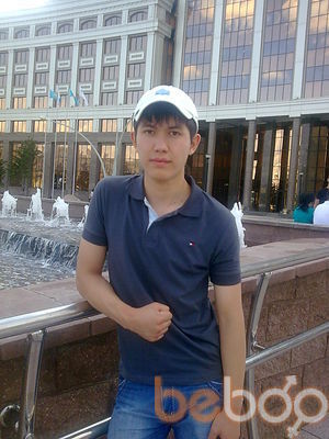  ,   Beksultan, 33 ,  