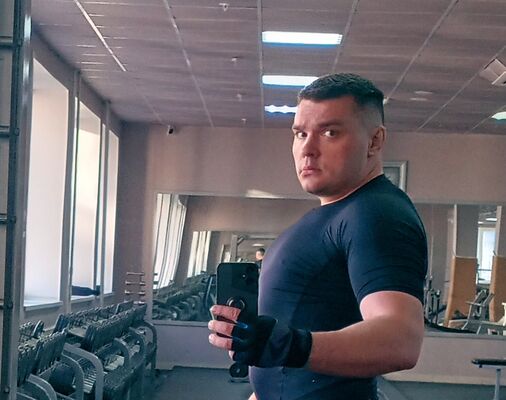  ,   Valery, 39 ,   c 