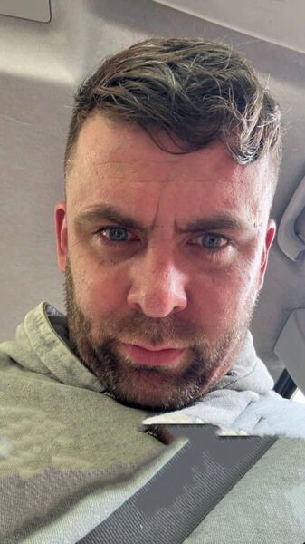  ,   Robert, 48 ,   c 