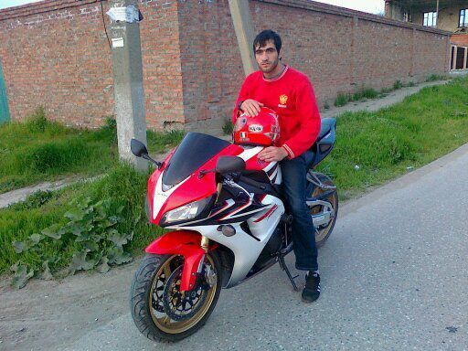  ,   Isma, 37 ,   ,   