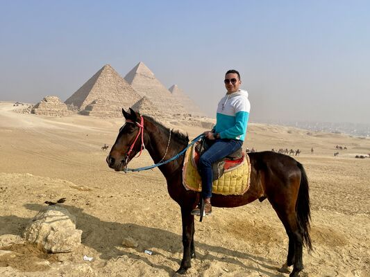  ,   Moatasem, 27 ,   ,   , c 
