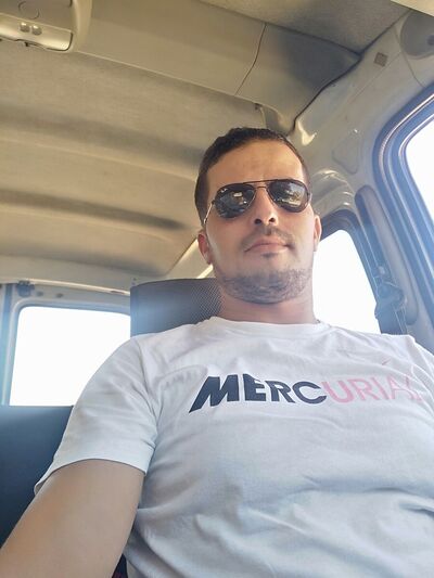  ,   Rachid, 40 ,   ,   , c 