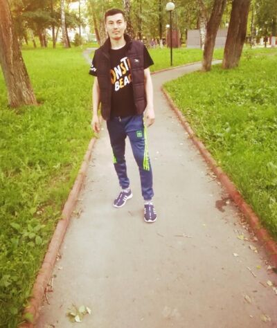  ,   Muxriddin, 31 ,   ,   