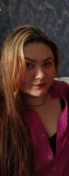  ,   Ange, 32 ,   