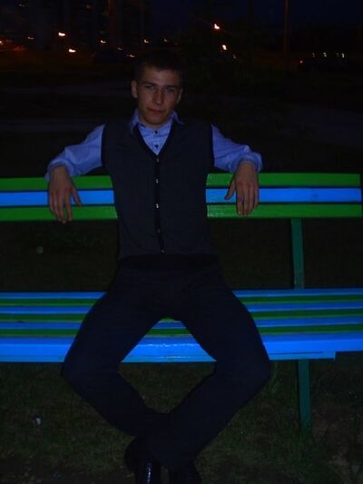 ,   Andrey, 32 ,   