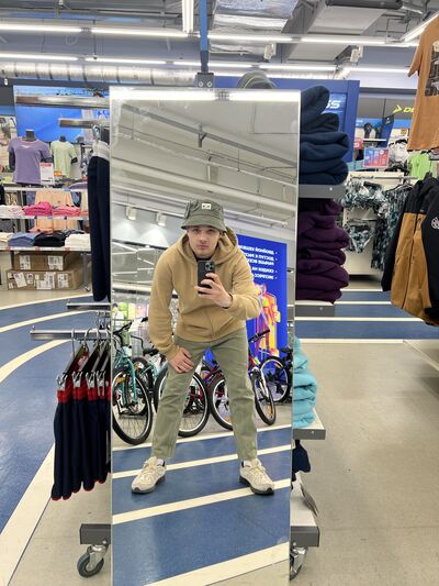  ,   Vyachelav, 23 ,   ,   