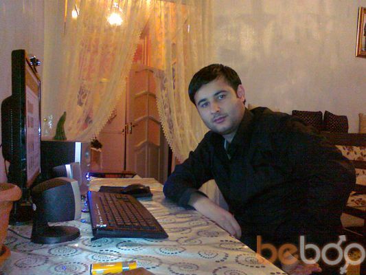  ,   Seymur, 40 ,   