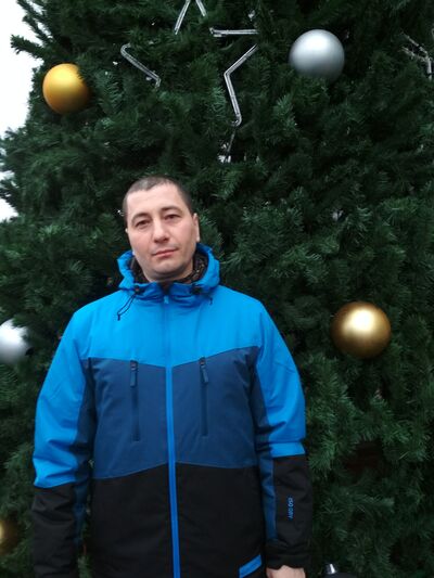  ,   Leonid, 46 ,   ,   , c , 