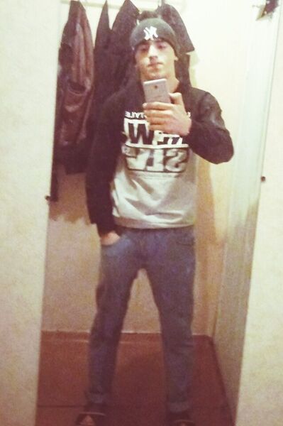  ,   Aliek, 25 ,   ,   , c 