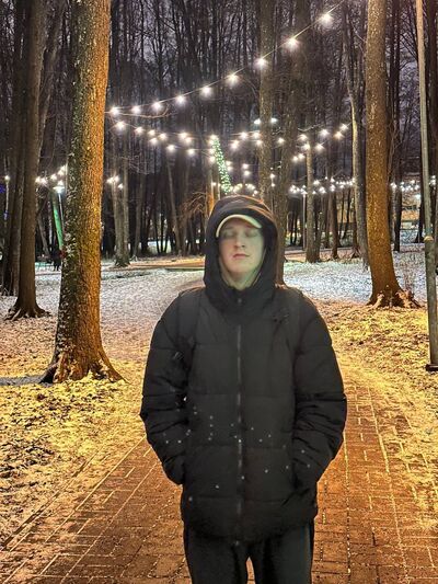  ,   Ivan, 22 ,   ,   