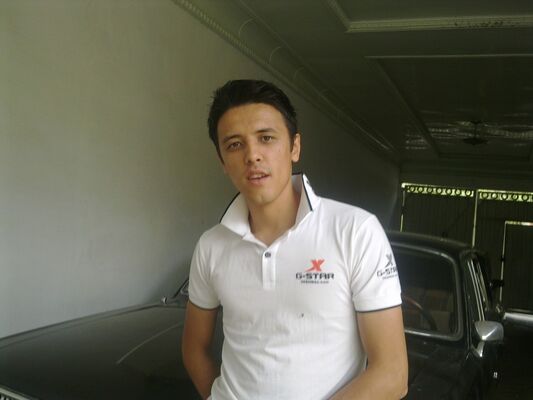  ,   Farxod, 33 ,   