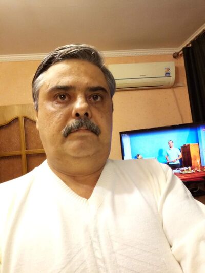  ,   Vadim, 59 ,   