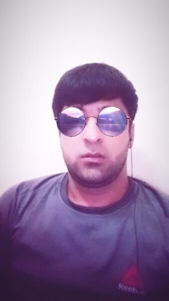  ,   Ali, 32 ,   ,   , c , 