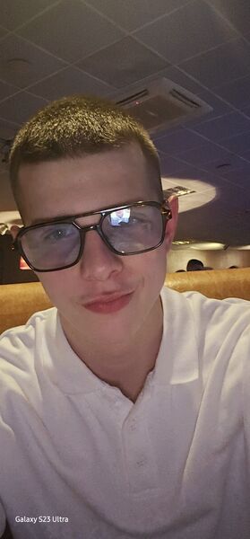  ,   Danil, 18 ,   ,   , c 