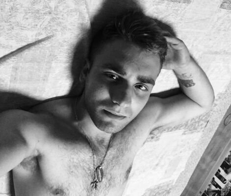  ,   Alex, 35 ,   