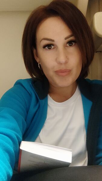  ,   Anastasiya, 37 ,   c 