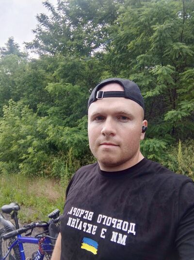 ,   Vladislav, 29 ,   c , 