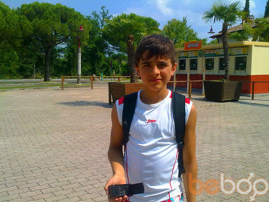  ,   Vlad, 31 ,   