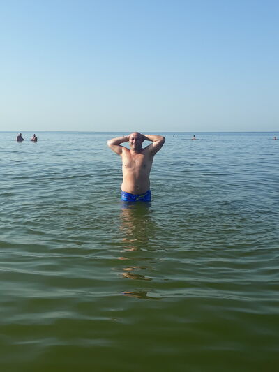  ,   Sergei, 44 ,   ,   , c 