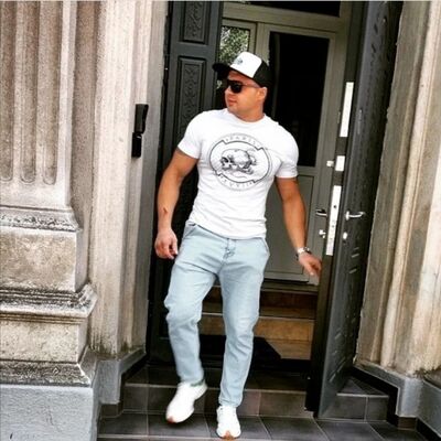  ,   Oleg, 36 ,   ,   