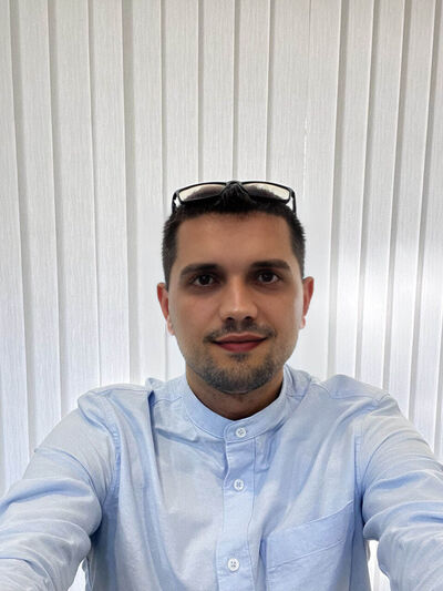  Mezohek,   Maks, 33 ,   ,   , c , 