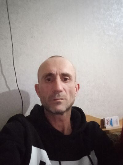  ,   Marin, 44 ,   ,   