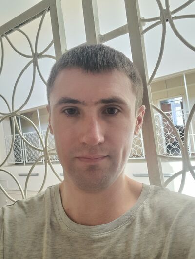  ,   Viktor, 30 ,   ,   