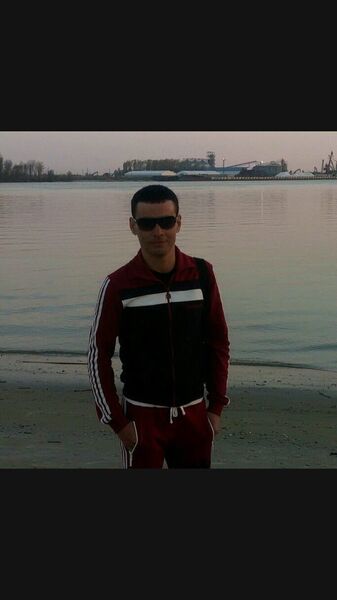  ,   Denis, 36 ,   ,   