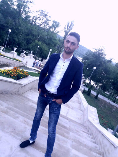  ,   Vaniuska, 36 ,   