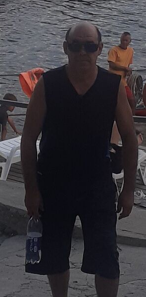  --,   , 48 ,  
