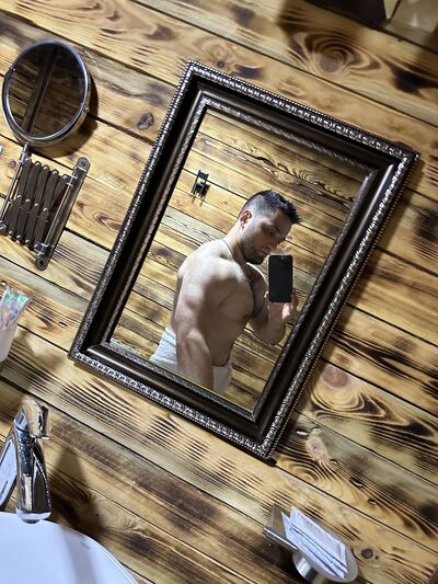  Alacant,   Alex Strong, 32 ,   ,   