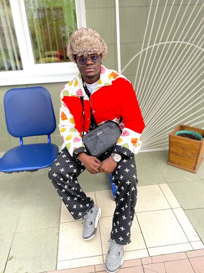  ,   Christobal, 25 ,   ,   