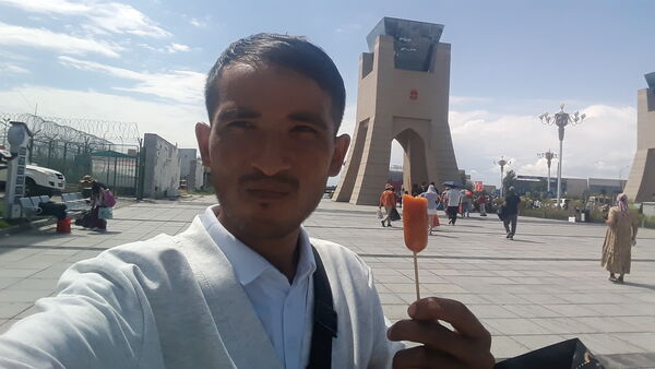  ,   Dauren, 31 ,   c , 