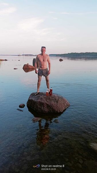  ,   Maxim, 38 ,   ,   