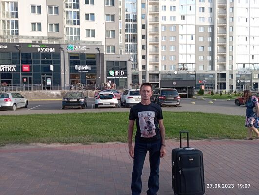  ,   Aleksangr, 51 ,   c 