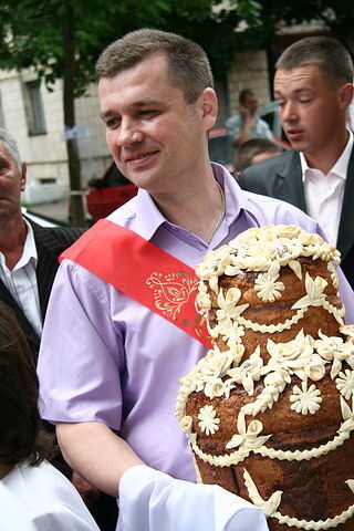  4407250  Taras, 51 ,    