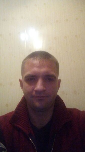  ,   Aleks, 40 ,   