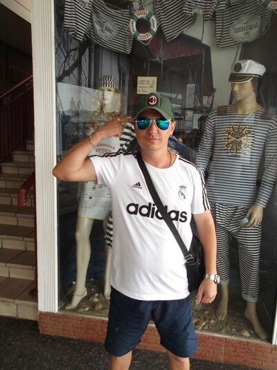  ,   Petr, 42 ,   ,   , c 