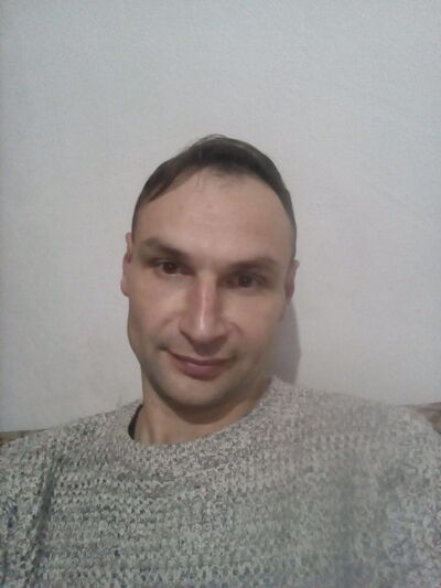  ,   Ruslan Wk, 33 ,   ,   , c 