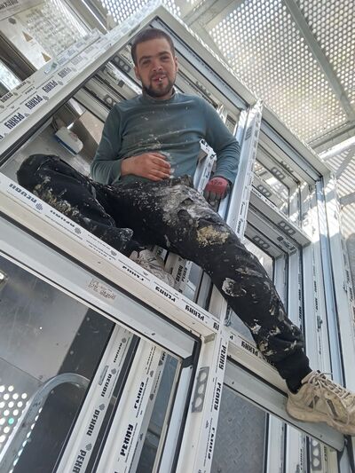  ,   , 28 ,   ,   