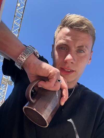  ,   , 24 ,   ,   