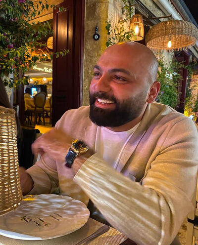  ,   Mehmet, 37 ,   ,   