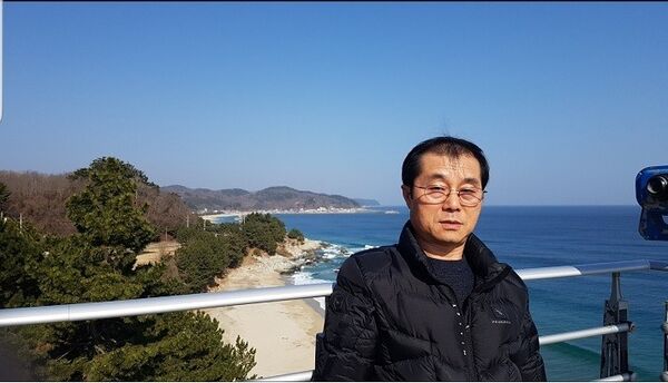  Pusan,   _V_, 52 ,   ,   , c 