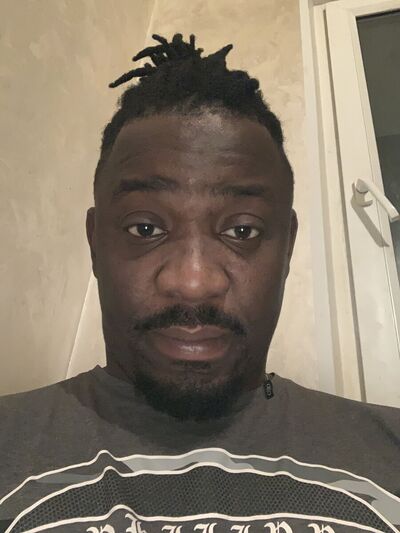  ,   Roland, 37 ,   ,   , c 