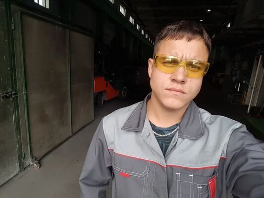  ,   Andrey, 25 ,   ,   