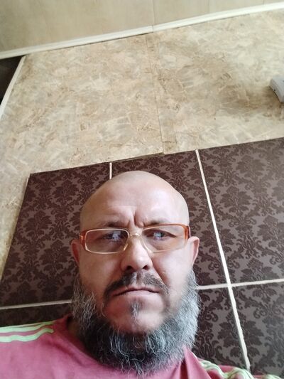  ,   Igor, 46 ,   ,   