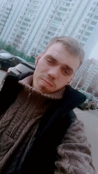  ,   Igor, 27 ,     